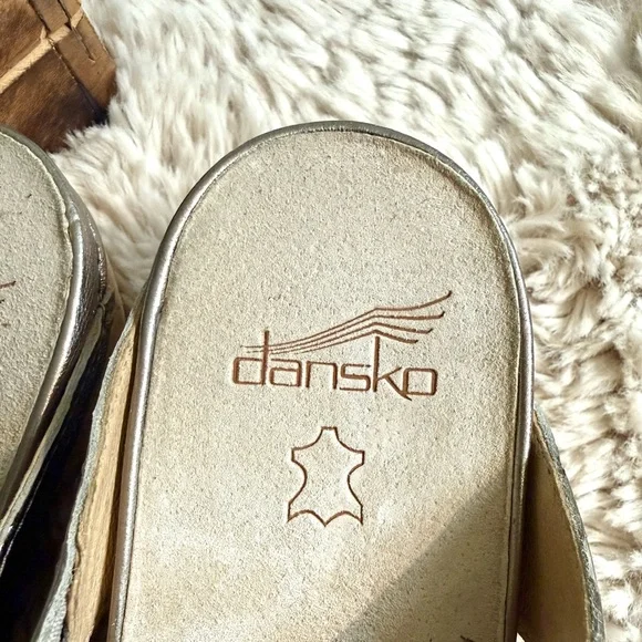 Dansko Lyndi Slide Sandal Womens EU 39 Platino Metallic Leather Wedge Platform - Picture 15 of 16